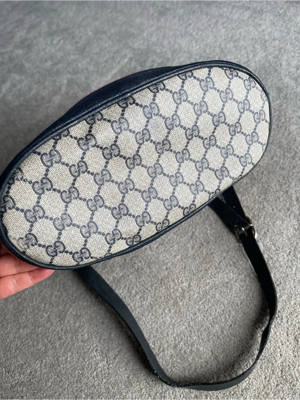 Authentic Gucci vintage web sherry line bucket crossbody bag - Picture 11 of 16